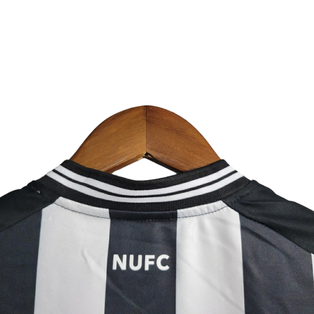 Kit Infantil Newcastle Home 23/24 - Castore - Preto e Branco