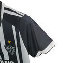 Kit Infantil Atlético Mineiro I 23/24 - Adidas - Branco e preto
