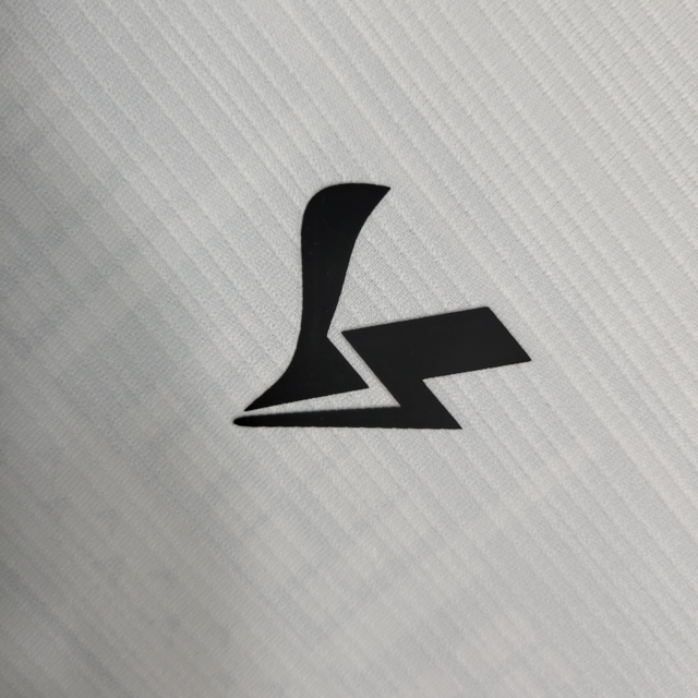 Camisa Vitória II 23/24 -  Volt Feminina - Branca com detalhes em preto