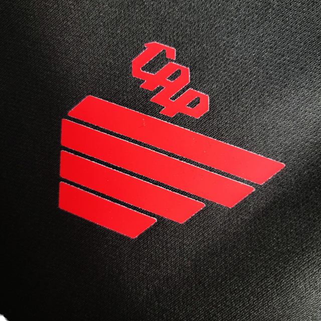 Kit Infantil Athletico Paranaense II 23/24 - Umbro - Preta e vermelha