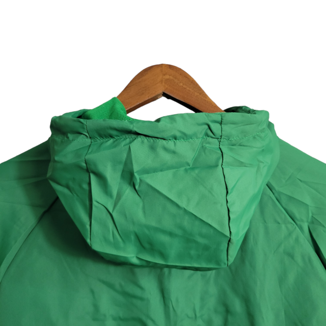 Jaqueta Corta-Vento Palmeiras 23/24 - Masculina Puma - Verde com detalhes em branco e amarelo