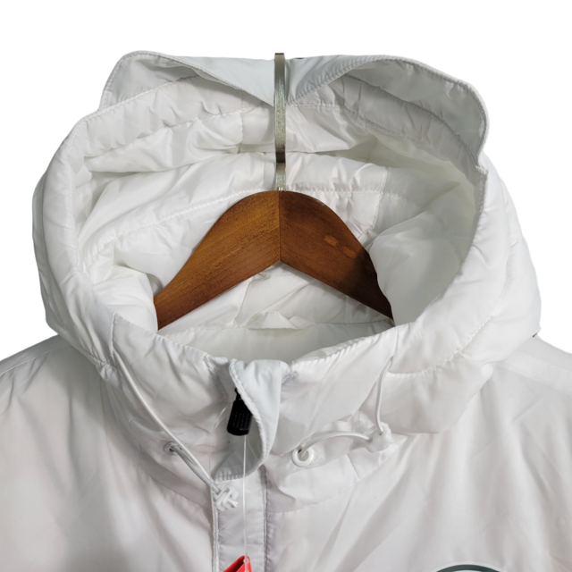 Jaqueta Corta-Vento Palmeiras 23/24 - Masculina Puma - Branca com detalhes em verde