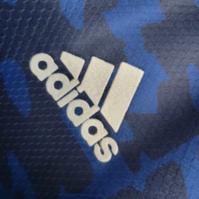 Camisa Cruzeiro Edição Especial 22/23 Torcedor Masculina - Azul royal com detalhes em dourado