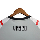 Camiseta Vasco da Gama Treino 23/24 - Kappa Torcedor Masculino - Cinza com detalhes em preto e vermelho