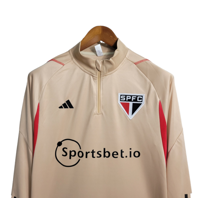 Jaqueta Corta-Vento São Paulo 23/24 Masculina Adidas - Dourada com detalhes em preto e branco