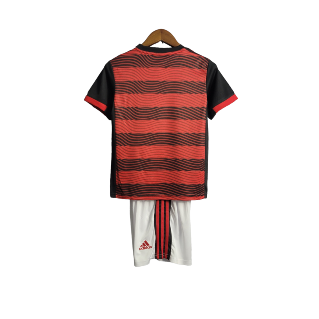Kit Infatil Flamengo I 22/23 Adidas - Vermelho com detalhes em preto