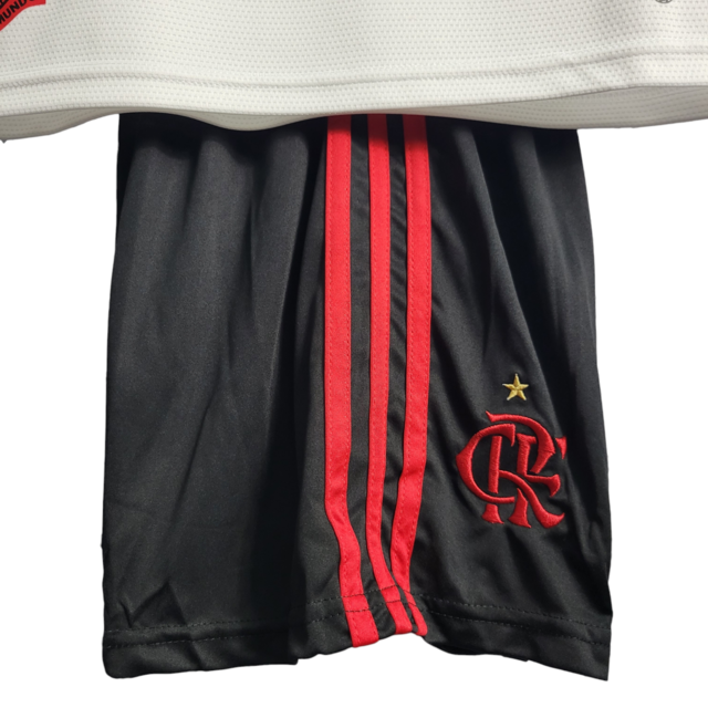 Kit Infatil Flamengo II 22/23 Adidas - Branco com detalhes em vermelho