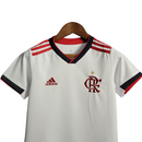 Kit Infatil Flamengo II 22/23 Adidas - Branco com detalhes em vermelho