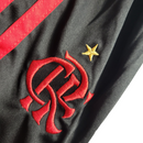 Kit Infatil Flamengo II 22/23 Adidas - Branco com detalhes em vermelho