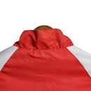 Jaqueta Corta-Vento Flamengo 23/24 Masculina Adidas - Vermelha com detalhes em branco e preto