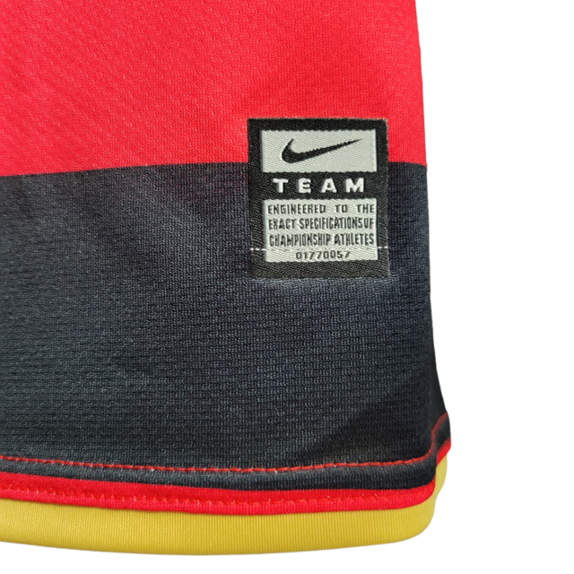 Camisa Flamengo I Retrô 08/09 Torcedor Masculina - Vermelha com detalhes em Preto e amarelo