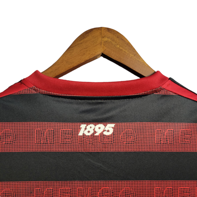 Camisa Flamengo I 19/20 Torcedor Masculina - Vermelha e preta com os detalhes em branco