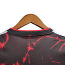 Camisa Flamengo Edição Especial 22/23 Torcedor Masculina - Vermelha com detalhes em preto