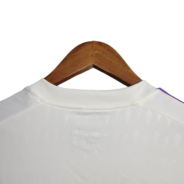 Camisa Flamengo II 23/24 Torcedor Adidas - Branca com detalhes em roxo
