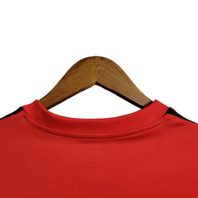 Camisa Flamengo Treino 22/23 Torcedor Adidas - Vermelha com detalhes em preto e amarelo