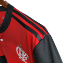 Camisa Flamengo I Retrô 17/18 Torcedor Masculina - Vermelha com detalhes em Preto