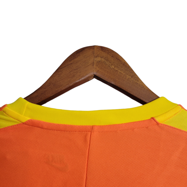 Camisa Retrô Seleção Brasileira Goleiro 1998 - Torcedor Nike Masculina - Laranja com detalhes em amarelo
