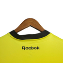 Camisa Botafogo Goleiro II 23/24 - Reebok Masculina - Amarela com detalhes em preto