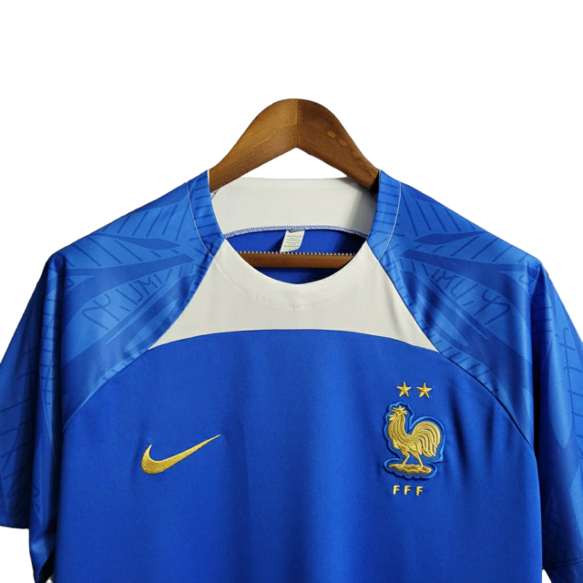 Camisa França Treino 22/23 - Torcedor Nike Masculina -Azul com detalhes em branco e dourado