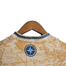 Camisa Seleção da Argentina Edição Especial 20/21 - Torcedor Adidas Masculina - Bege com detalhes em amarelo e azul