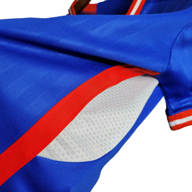 Camisa Universidad do Chile I 23/24 - Feminina Adidas - Azul com detalhes em branco e vermelho