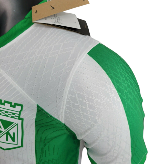 Camisa Atlético Nacional I 23/24 - Jogador Nike Masculina - Branco com verde em detalhes em preto