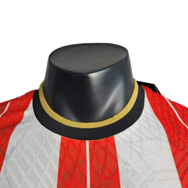 Camisa Sheffield United I Sheffield United - Jogador Errea Masculina - Branca com detalhes em vermelho e preto