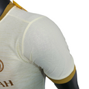 Camisa Al-Nassr III 23/24 - Jogador Duneus Masculina - Bege com detalhes em dourado