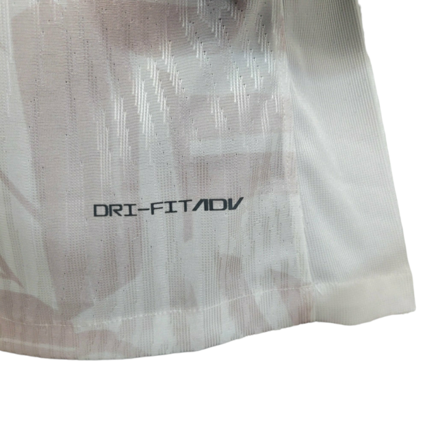 Camisa Seleção da França I 23/24- Jogador Nike Masculina - Branca com detalhes em azul