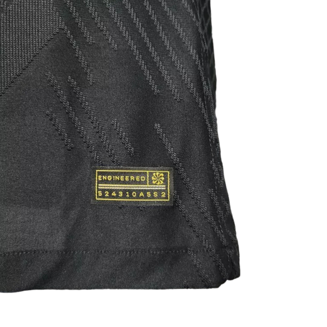 Camisa Paris Saint-Germain Edição Especial 23/24 - Jogador Jordan Masculina - Preta com cinza e branco