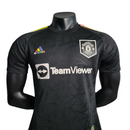 Camisa Manchester United Edição Especial 23/24 - Jogador Adidas Masculina - Preta com detalhes em branco