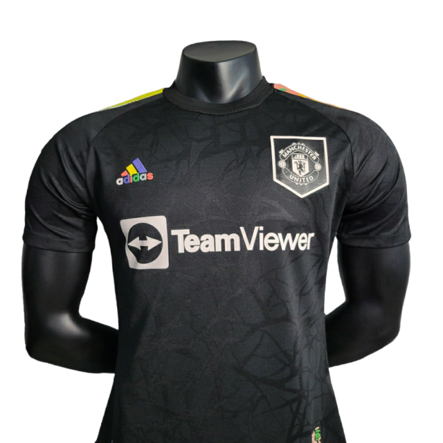 Camisa Manchester United Edição Especial 23/24 - Jogador Adidas Masculina - Preta com detalhes em branco