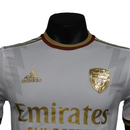 Camisa Arsenal Edição Especial 23/24 - Jogador Adidas Masculina - Branca com detalhes em vermelho e dourado
