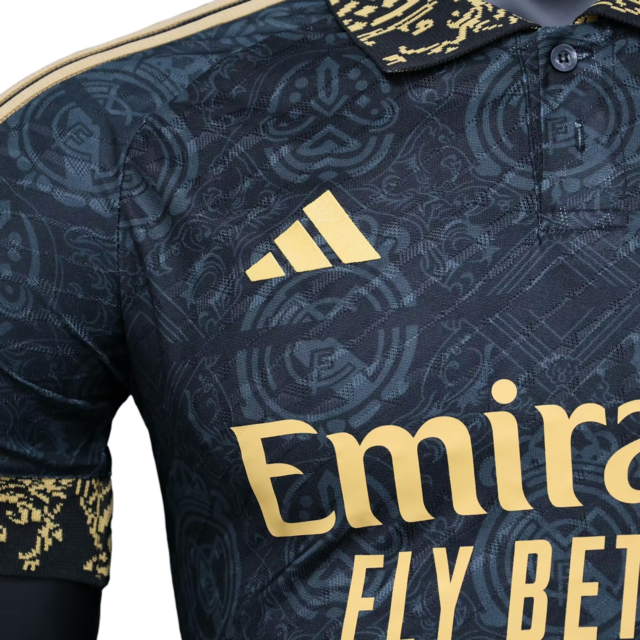 Camisa Real Madrid Edição Especial 23/24 - Jogador Adidas Masculina - Preta com detalhes em dourado