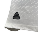 Camisa Manchester United III 23/24 - Jogador Adidas Masculina - Branca com detalhes em vermelho e preto