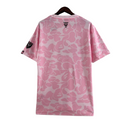 Camisa Inter Miami Edição Especial 23/24 -  Bape Feminina - Rosa com detalhes em branco