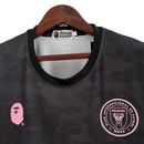 Camisa Inter Miami Edição Especial 23/24 - Torcedor Bape Masculina - Preta com detalhes em rosa