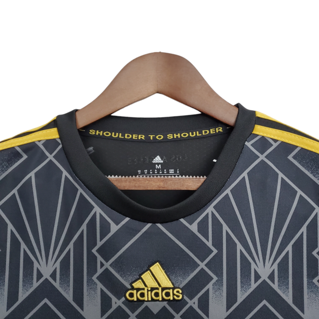 Camisa Los Angeles FC I 22/23 - Torcedor Adidas Masculina - Preta com detalhes em dourado