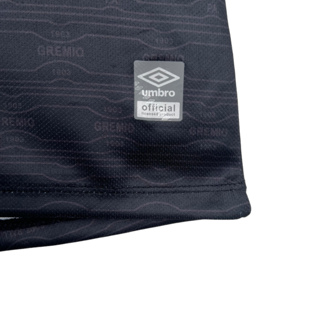 Camisa Grêmio III 23/24 -  Umbro Feminina - Preta com detalhes em azul