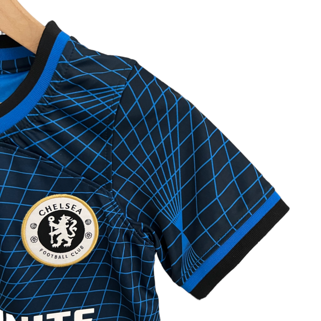 Kit Infantil Chelsea II 23/24 Nike - Preto com detalhes em azul