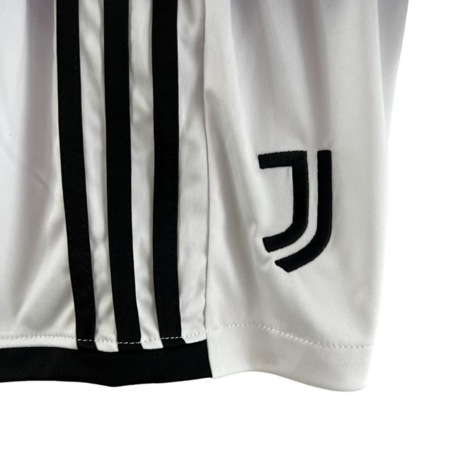 Kit Infantil Juventus II 23/24 - Adidas - Branco com detalhes em preto e rosa
