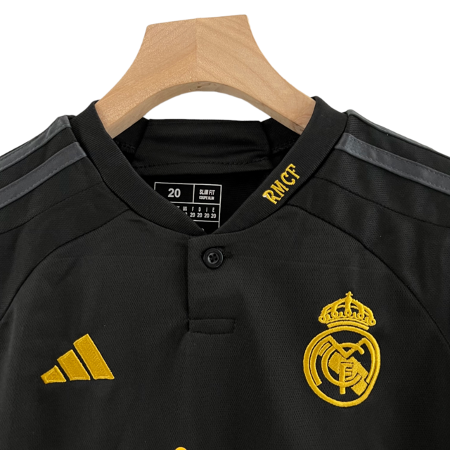 Kit Infantil Real Madrid III 23/24 Adidas - Preto com detalhes em amarelo