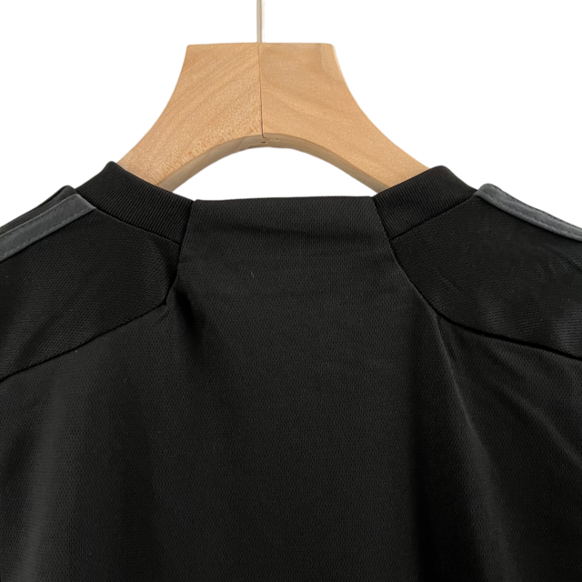 Kit Infantil Real Madrid III 23/24 Adidas - Preto com detalhes em amarelo