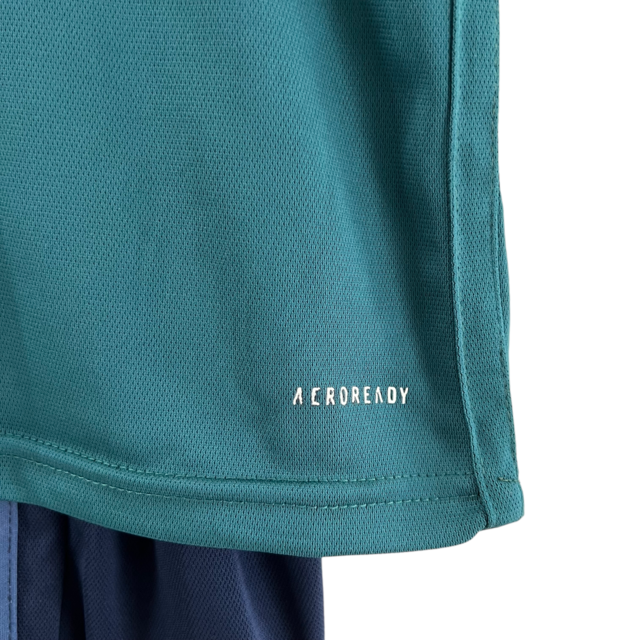 Kit Infantil Arsenal III 23/24 Adidas - Verde com detalhes em azul e branco