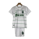 Kit Infantil Sporting Lisboa II Nike 23/24 - Branco com detalhes em verde