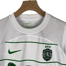 Kit Infantil Sporting Lisboa II Nike 23/24 - Branco com detalhes em verde