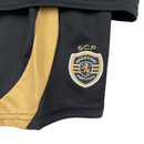 Kit Infantil Sporting Lisboa III Cr7 23/24 - Preto com detalhes em dourado