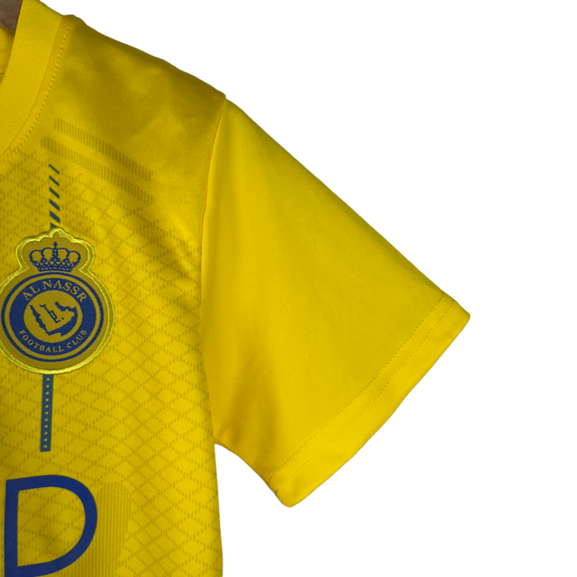 Kit Infantil Al-Nassr I Nike 23/24 - Amarelo com detalhes em azul