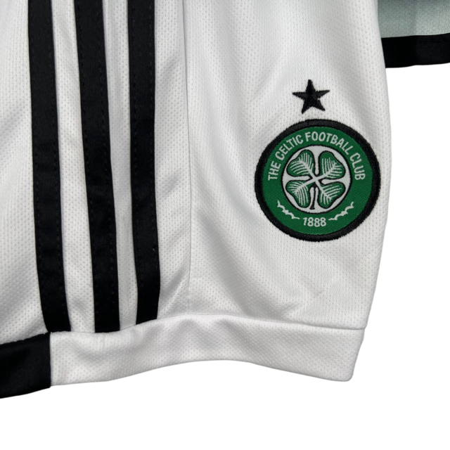 Kit Infantil Celtic da Escócia I Adidas 23/24 - Branco com detalhes em verde e preto