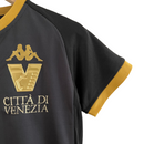 Kit Infantil Venezia I Kappa 23/24 - Preto com detalhes em dourado